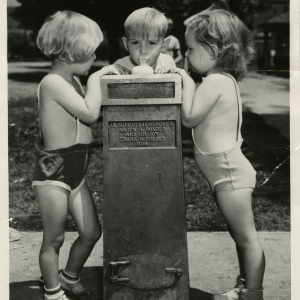 Children at drinking fountain